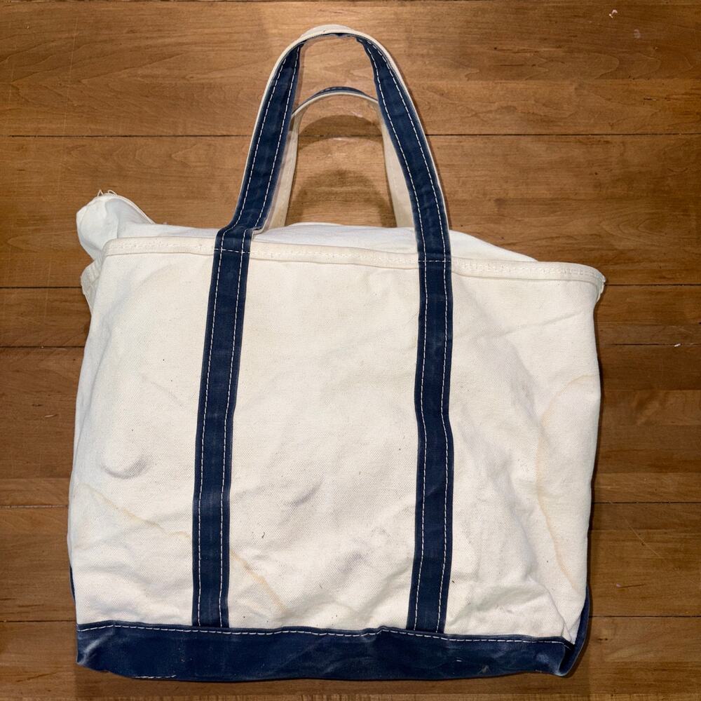 Vintage L.L. Bean Boat and Tote Canvas Bag Navy Trim Zip Top Medium Large USA